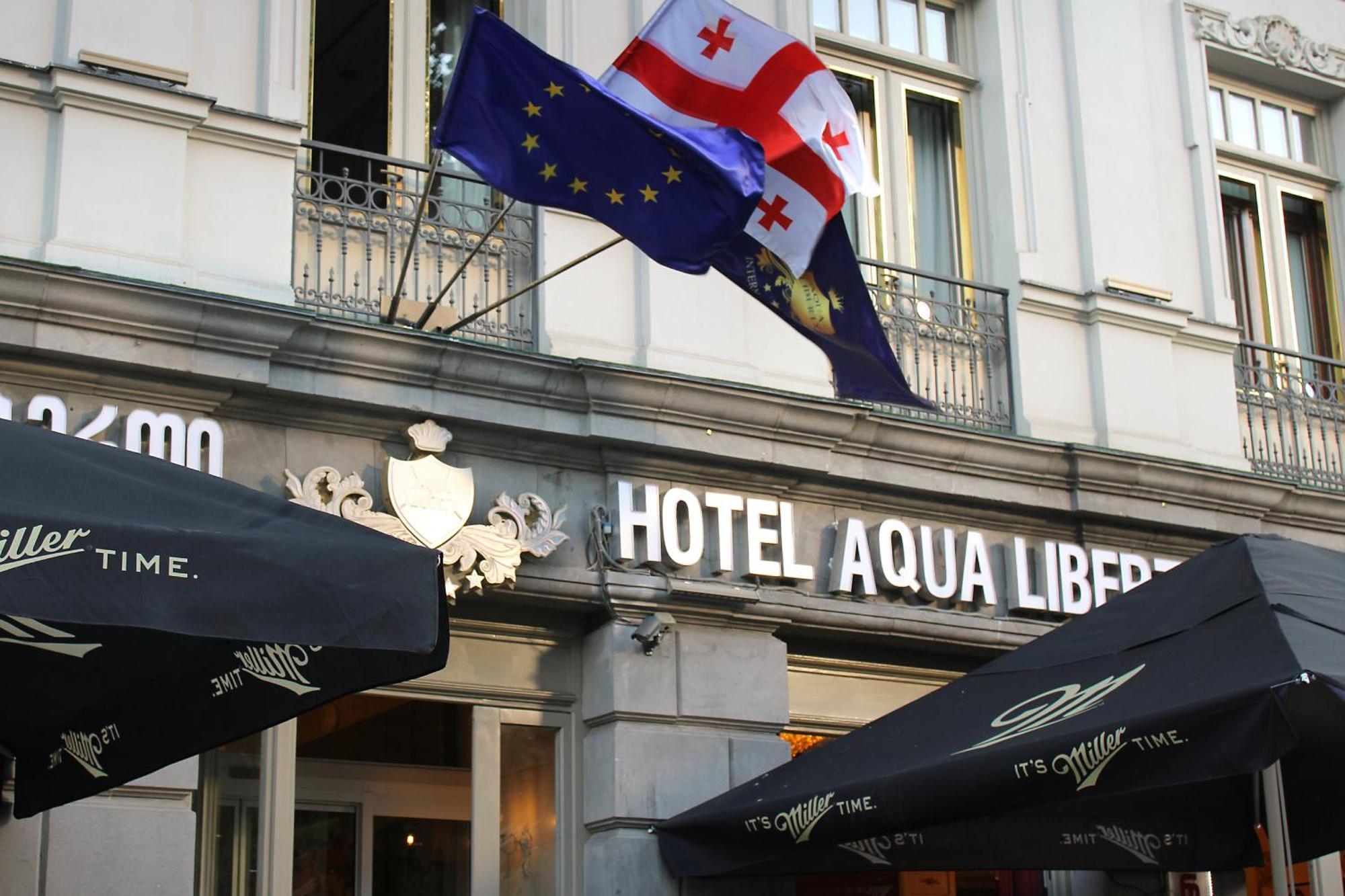 Aqua Hotel Tbilisi Exteriör bild